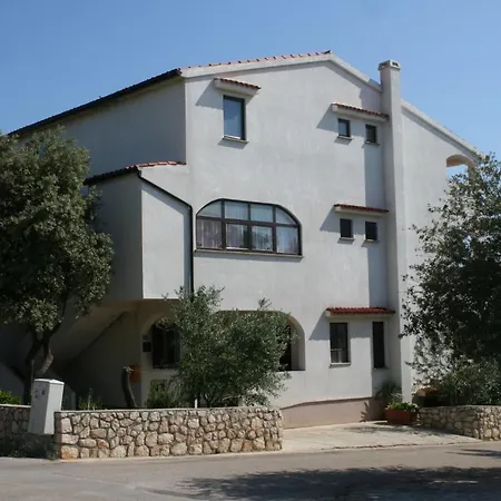 Apartments By The Sea Mandre, Pag - 523 Apartment