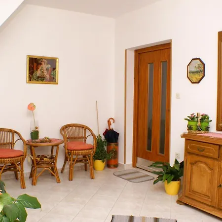 Apartman Apartments By The Sea Mandre, Pag - 523 Kolan