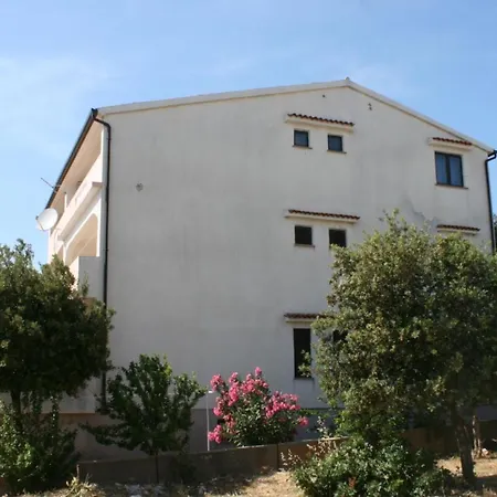 Apartment Apartments By The Sea Mandre, Pag - 523 *