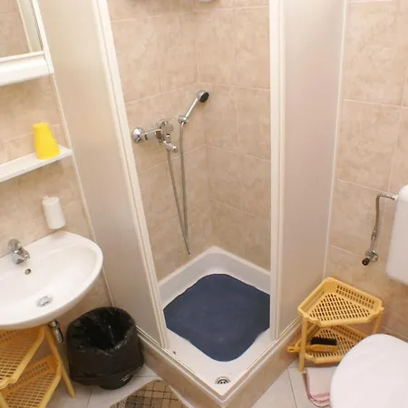 Apartments By The Sea Mandre, Pag - 523 Апартаменты