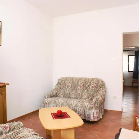 Apartment Apartments By The Sea Mandre, Pag - 523