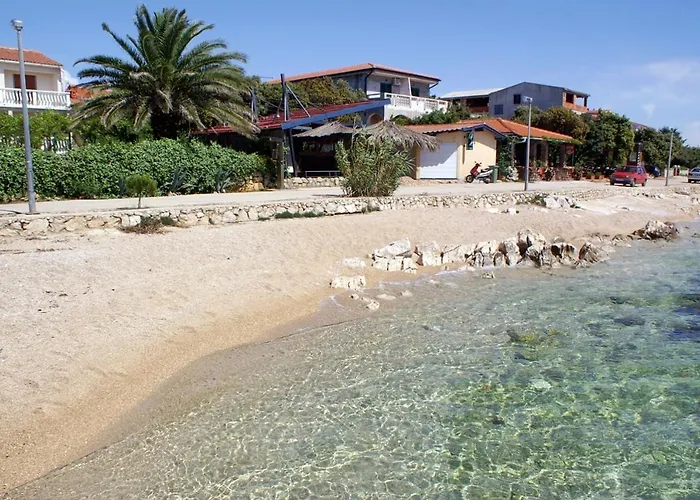 Apartments By The Sea Mandre, Pag - 523 *