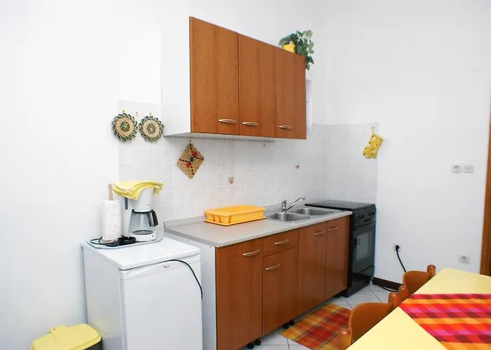 Apartments By The Sea Mandre, Pag - 523 Apartment *